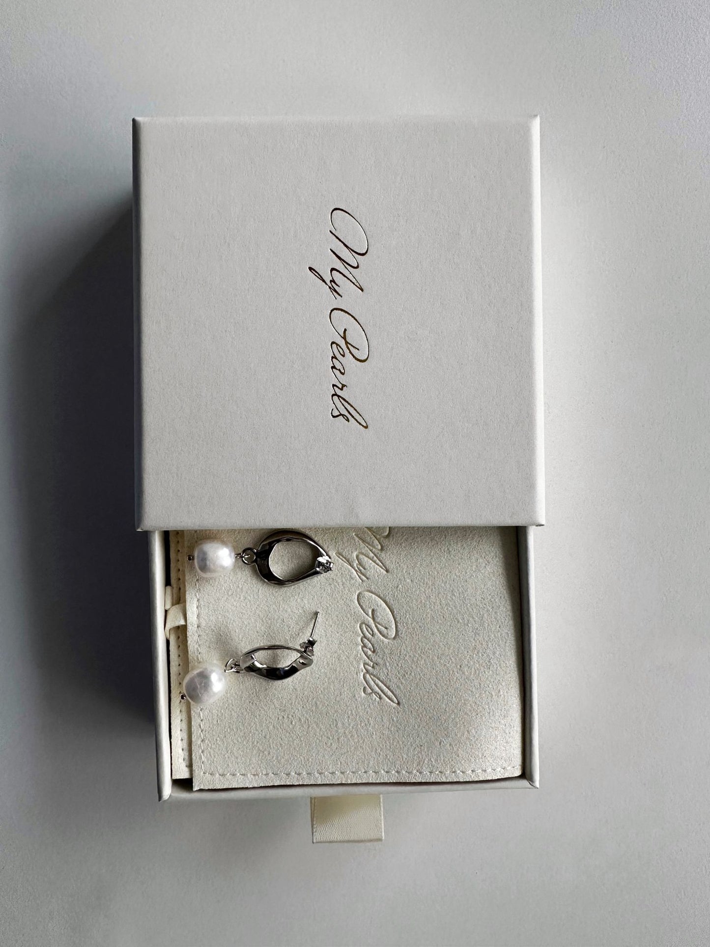 Arcene earrings